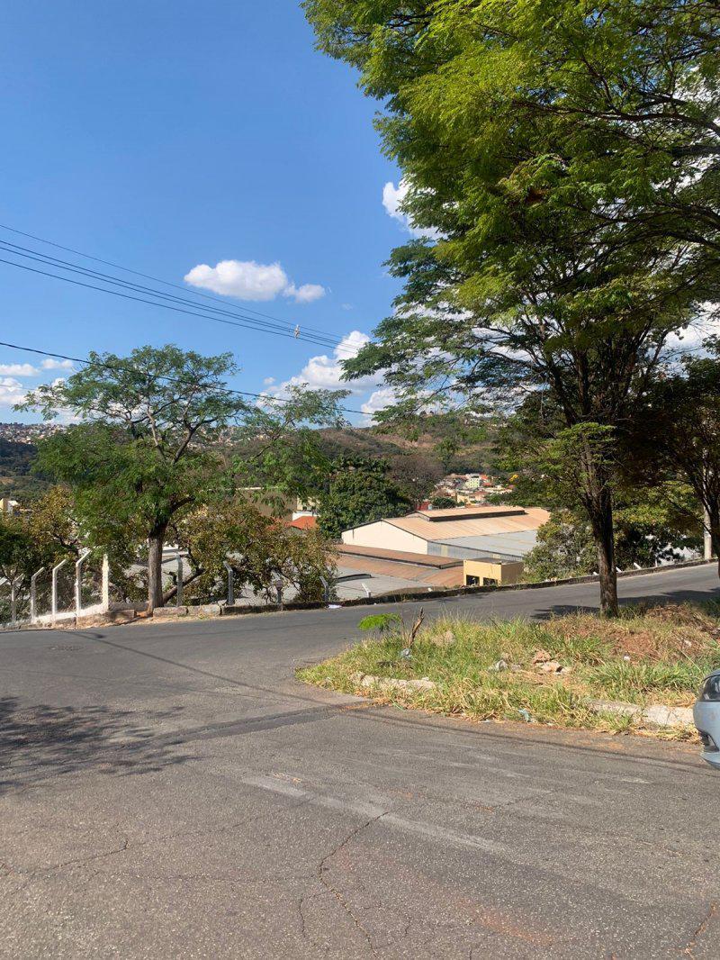Lote, Centro, 0 Quarto, 0 Vaga