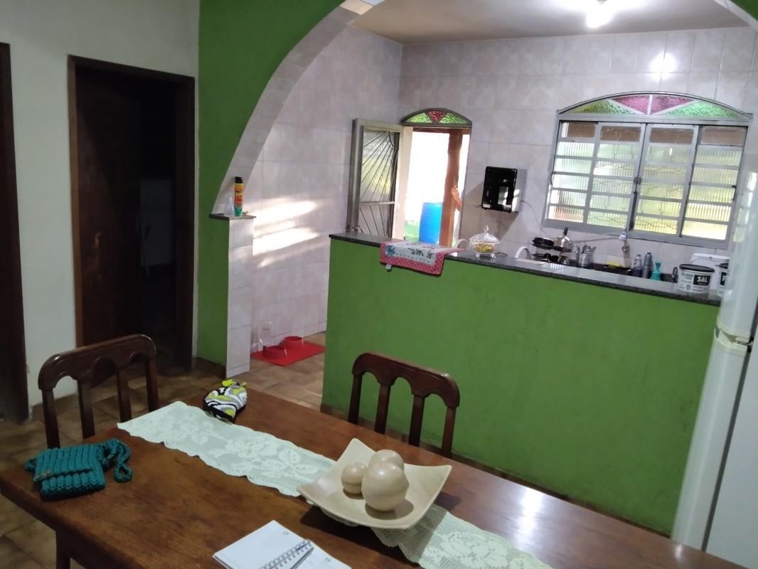 Casa, Amazonas, 3 Quartos, 2 Vagas, 1 Suíte