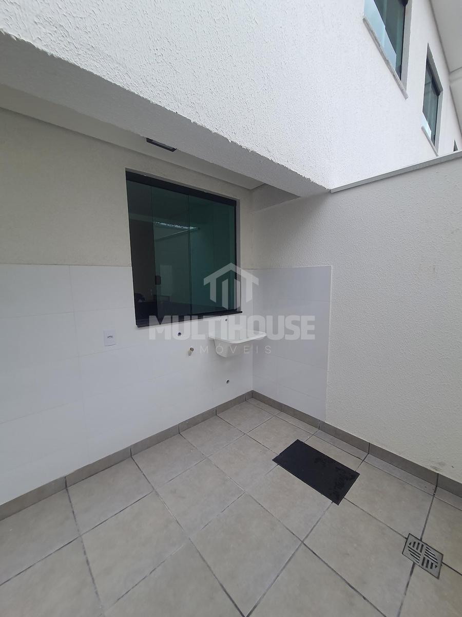 Casa, Jardim Leblon, 3 Quartos, 0 Vaga, 1 Suíte