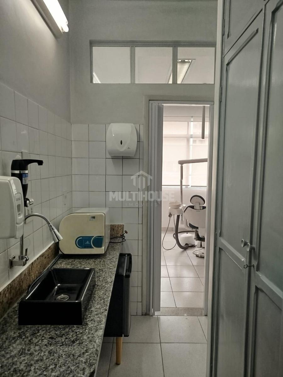 Sala, Centro, 0 Quarto, 0 Vaga