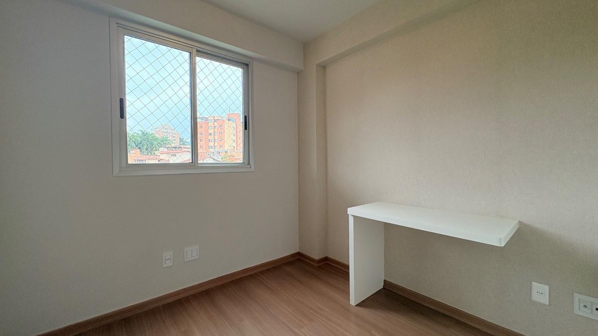 Apartamento, Sagrada Família, 3 Quartos, 2 Vagas, 1 Suíte