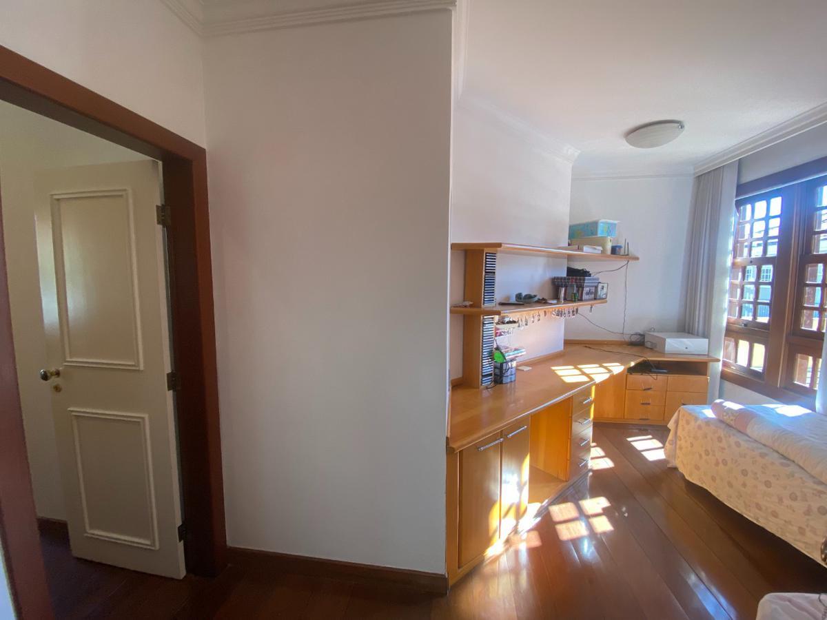 Casa, São Luiz (pampulha), 4 Quartos, 8 Vagas, 4 Suítes