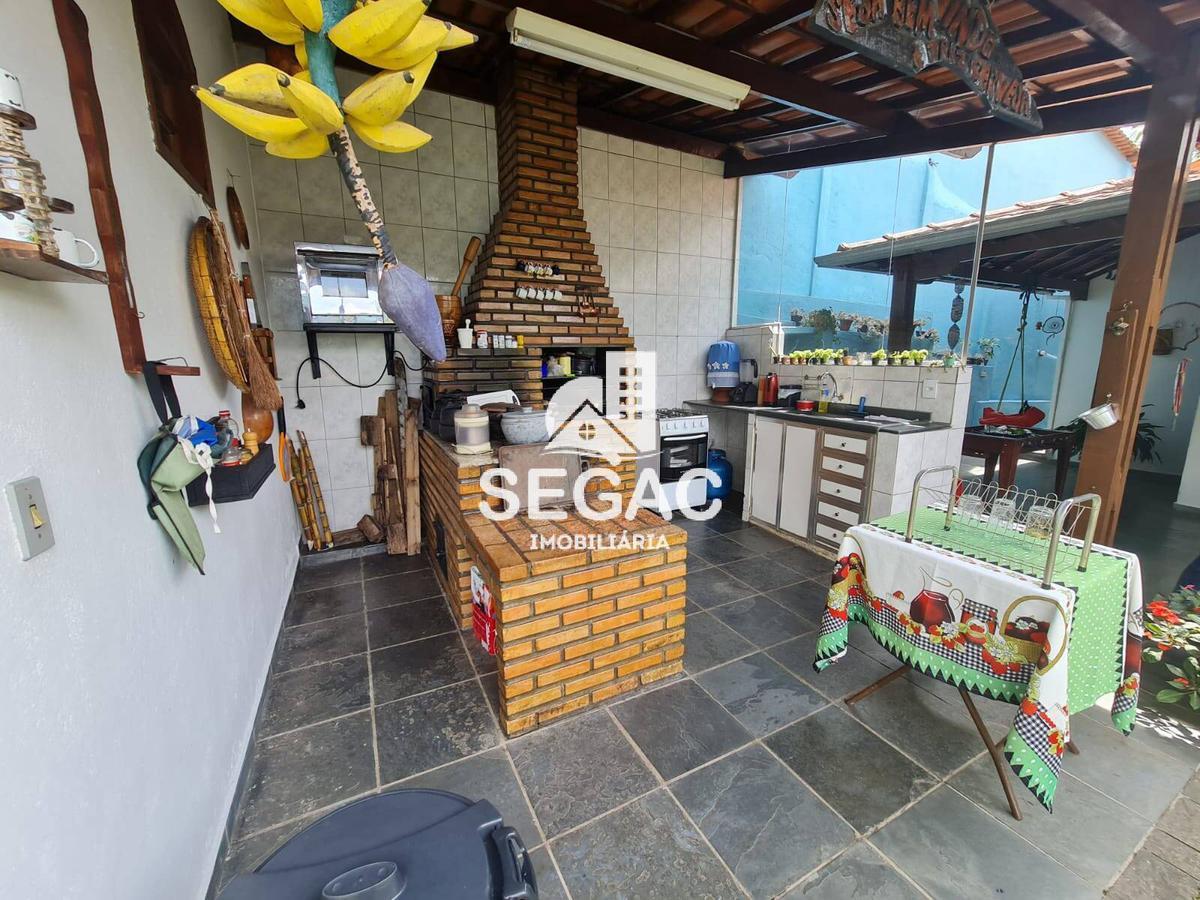 Casa, Padre Eustáquio, 4 Quartos, 4 Vagas, 3 Suítes