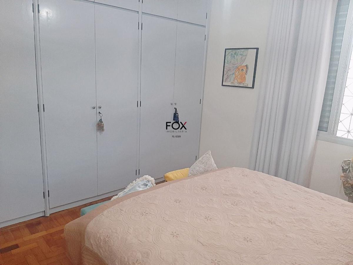 Casa, Colégio Batista, 6 Quartos, 2 Vagas, 1 Suíte