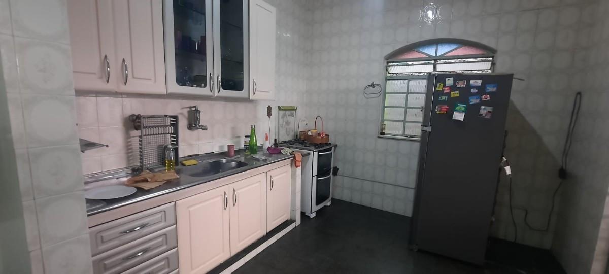 Casa, Cachoeirinha, 4 Quartos, 1 Vaga