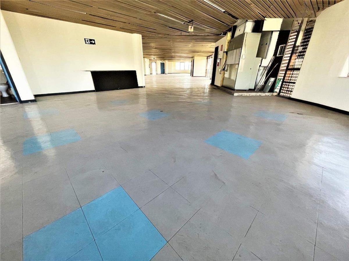 Sala, Centro, 0 Quarto, 10 Vagas