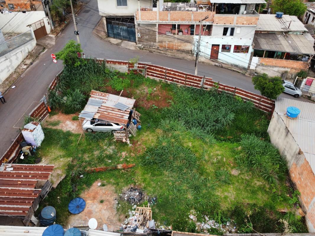 Lote, Olhos D'água, 0 Quarto, 0 Vaga