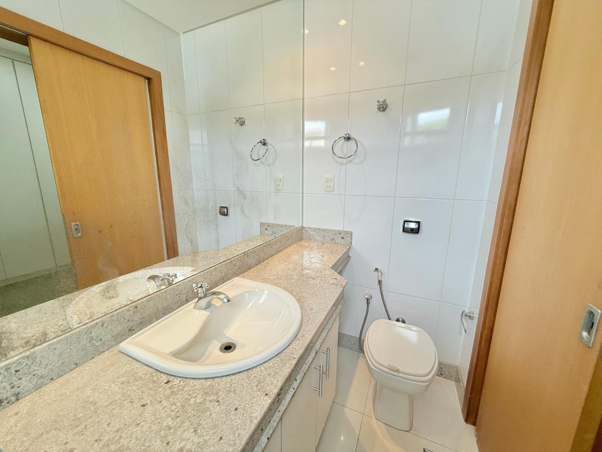 Apartamento, São José, 4 Quartos, 4 Vagas, 2 Suítes