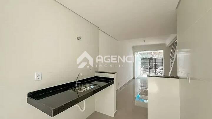 Casa, Piratininga (venda Nova), 2 Quartos, 0 Vaga, 2 Suítes