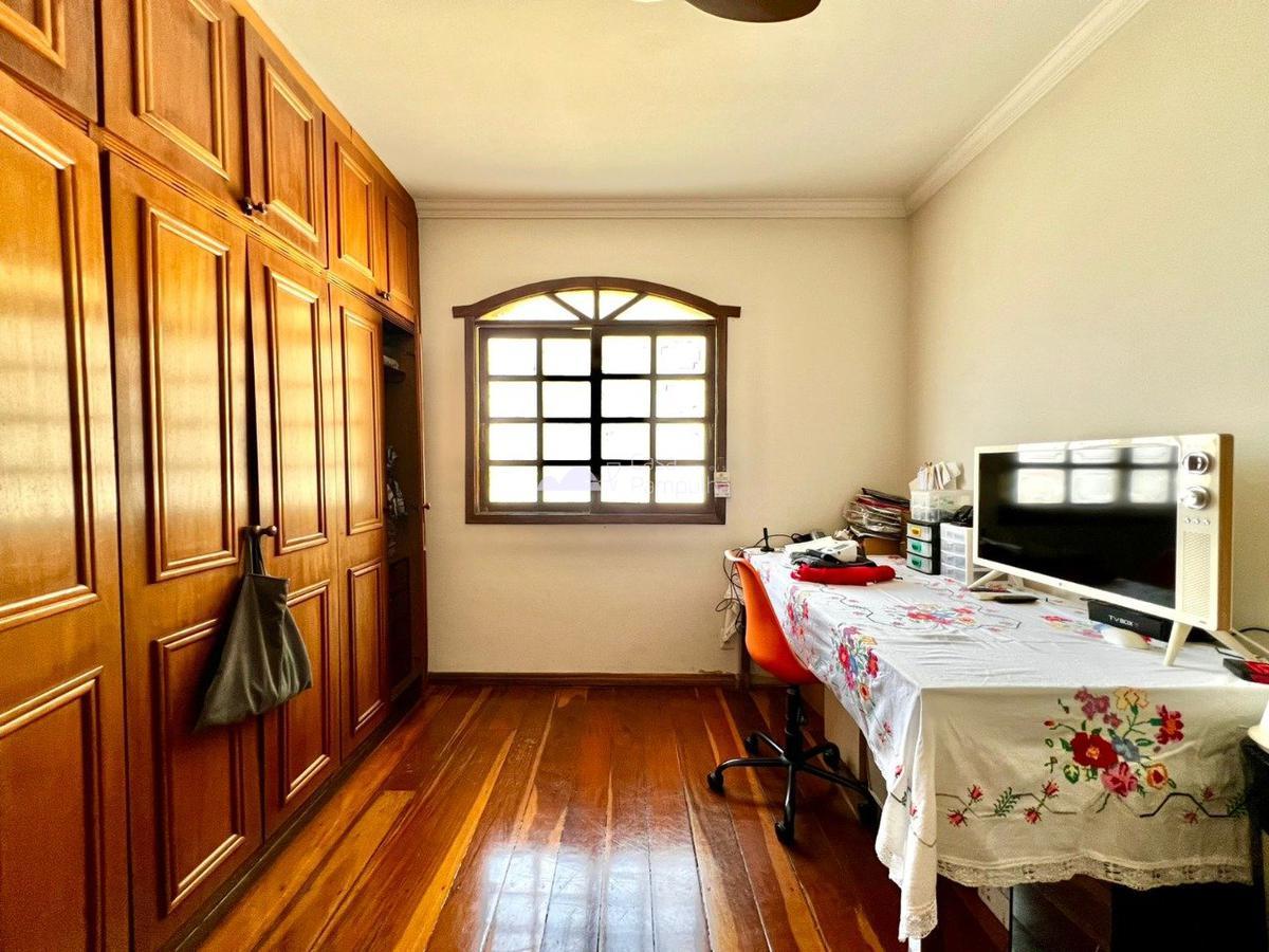 Casa, Santa Amélia, 4 Quartos, 10 Vagas, 1 Suíte