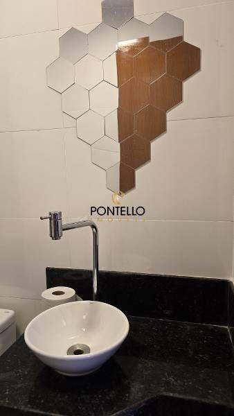 Casa, Santa Branca, 2 Quartos, 1 Vaga