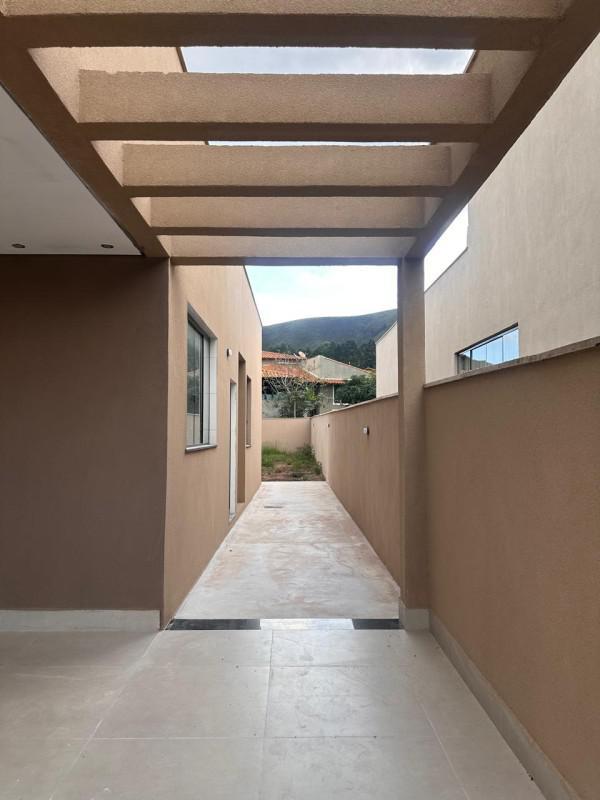 Casa, Água Limpa, 3 Quartos, 4 Vagas, 3 Suítes