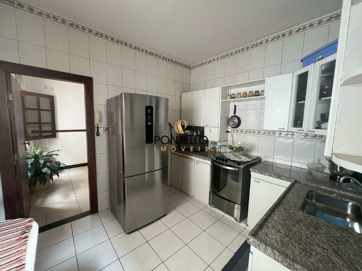 Casa, Canaã, 4 Quartos, 2 Vagas, 1 Suíte