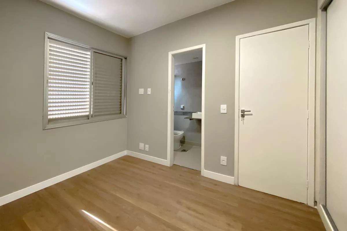 Apartamento, Vila Paris, 2 Quartos, 2 Vagas, 2 Suítes