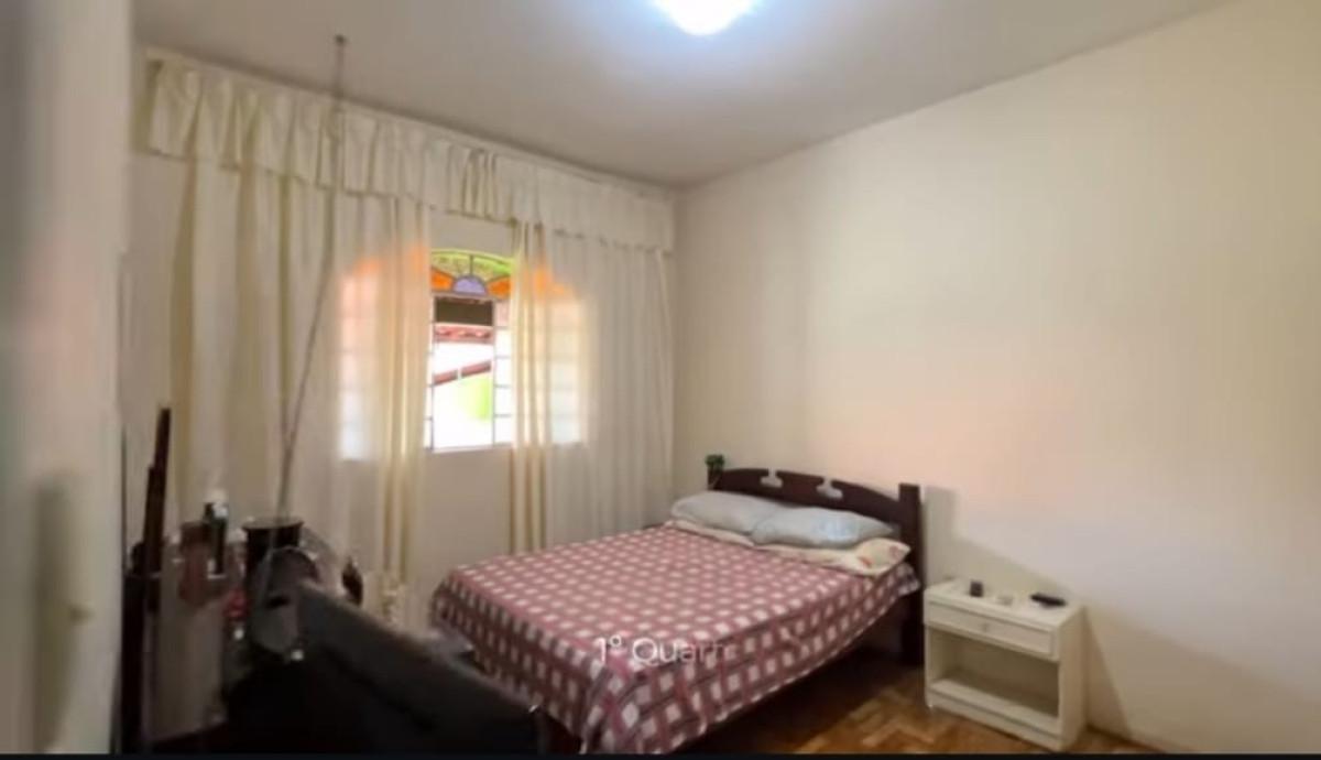 Casa, Alto Caiçaras, 3 Quartos, 4 Vagas, 1 Suíte