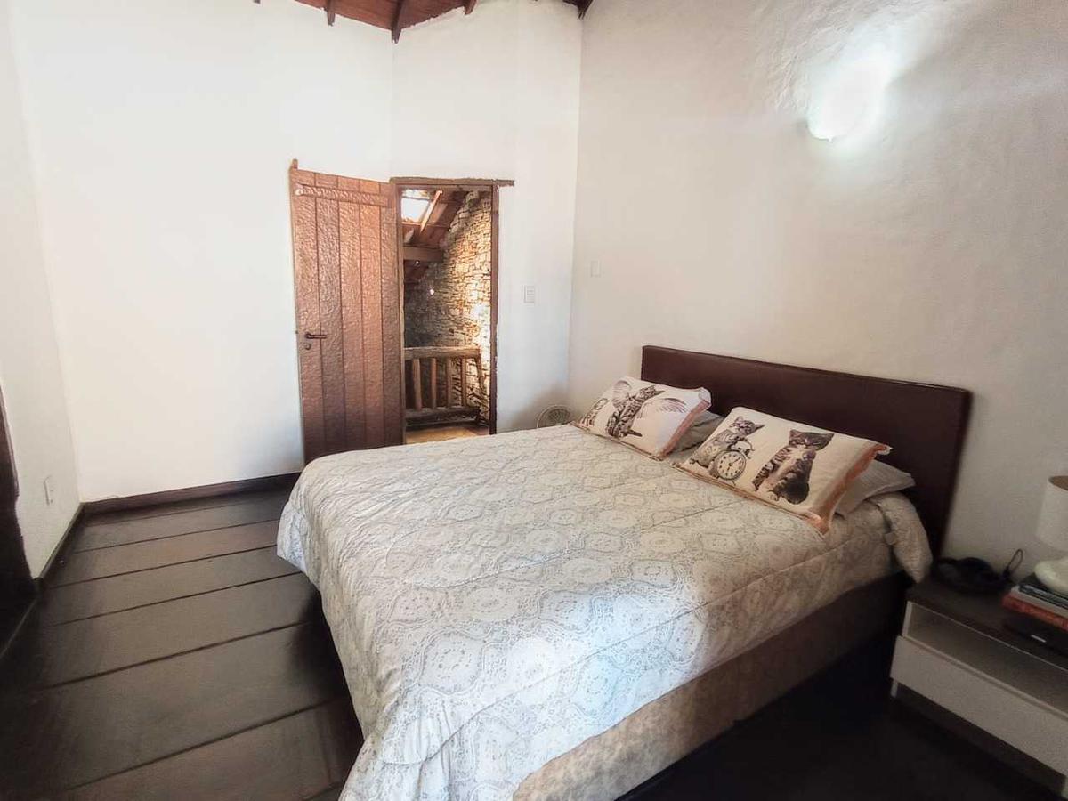 Casa, Castelo, 4 Quartos, 4 Vagas, 1 Suíte