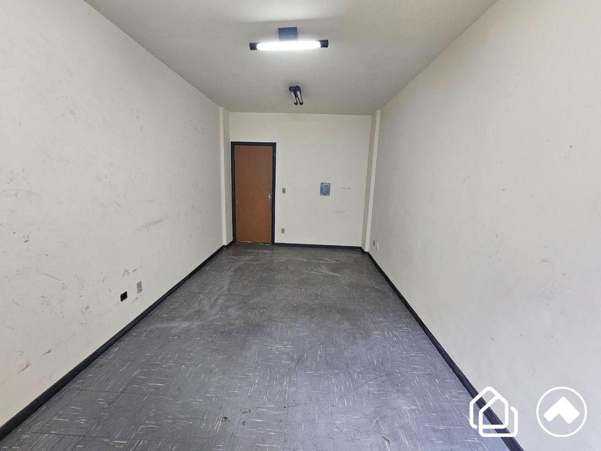 Sala, Estoril, 1 Vaga