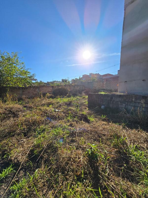 Lote, Verônica, 0 Quarto, 0 Vaga