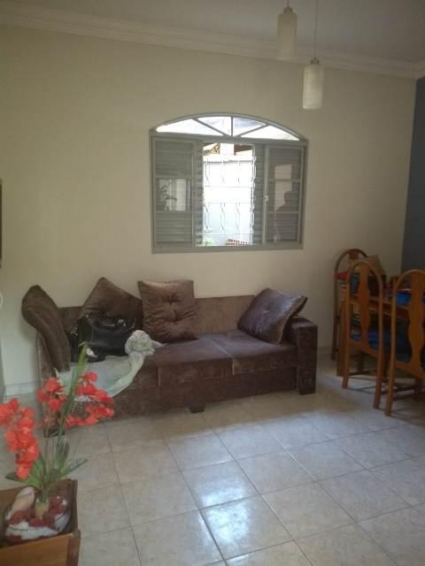 Casa, Oitis, 4 Quartos, 2 Vagas, 1 Suíte