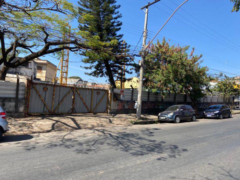 Lote, Tirol (barreiro), 0 Quarto, 0 Vaga