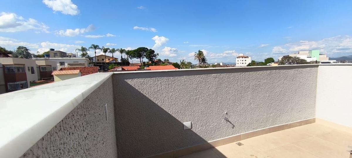 Cobertura, Santa Rosa, 3 Quartos, 2 Vagas, 1 Suíte