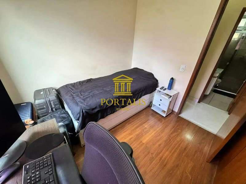 Apartamento, Sagrada Família, 3 Quartos, 1 Vaga