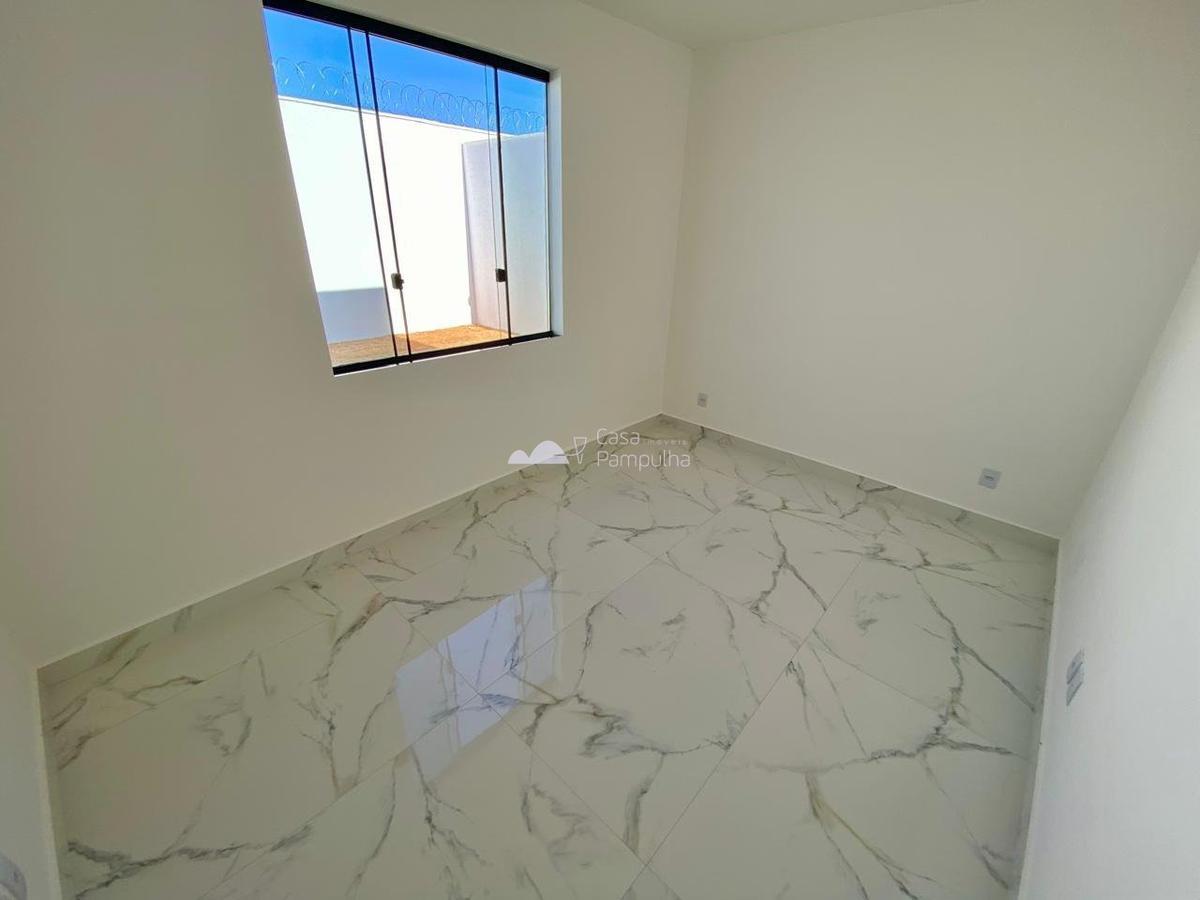 Casa, Novo Centro, 3 Quartos, 2 Vagas, 1 Suíte