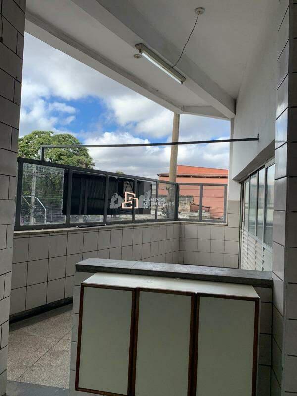 Andar, Milionários