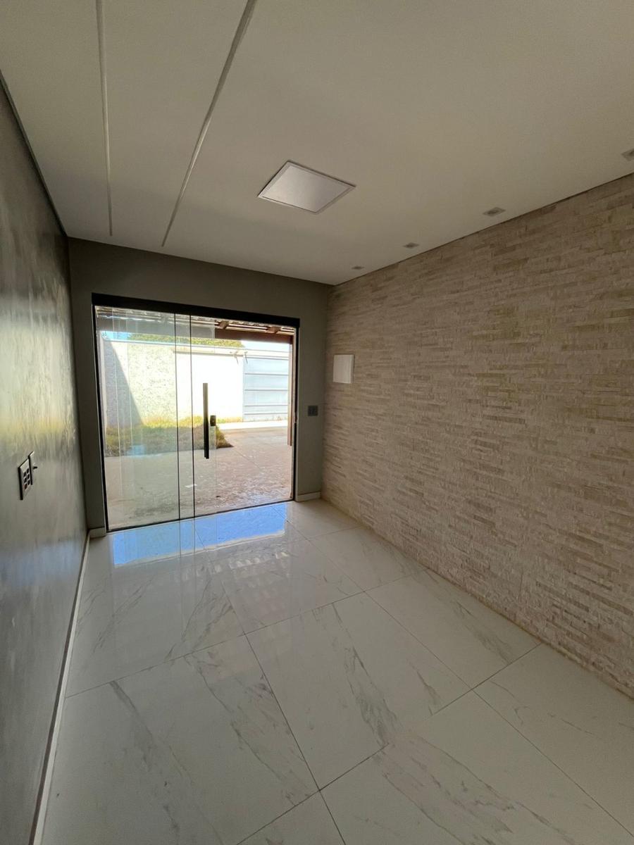 Casa, Centro, 2 Quartos, 2 Vagas