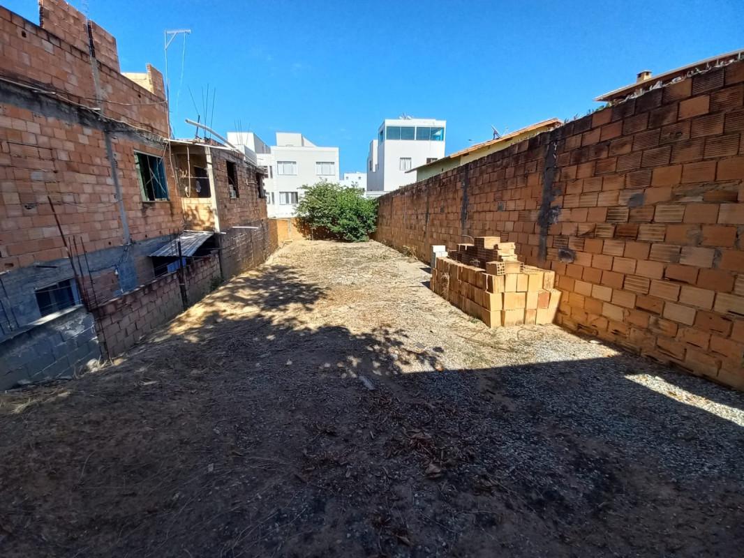 Lote, Parque Xangri-lá, 0 Quarto, 0 Vaga
