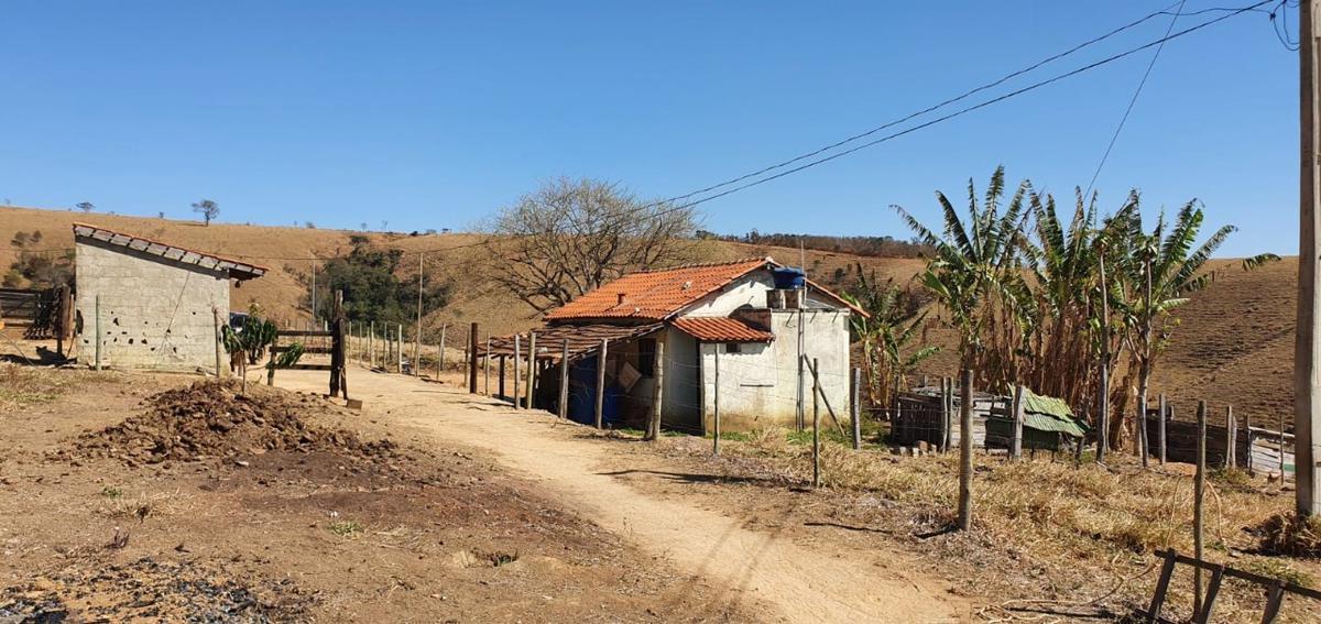 Fazenda, Centro, 1 Quarto, 1 Vaga