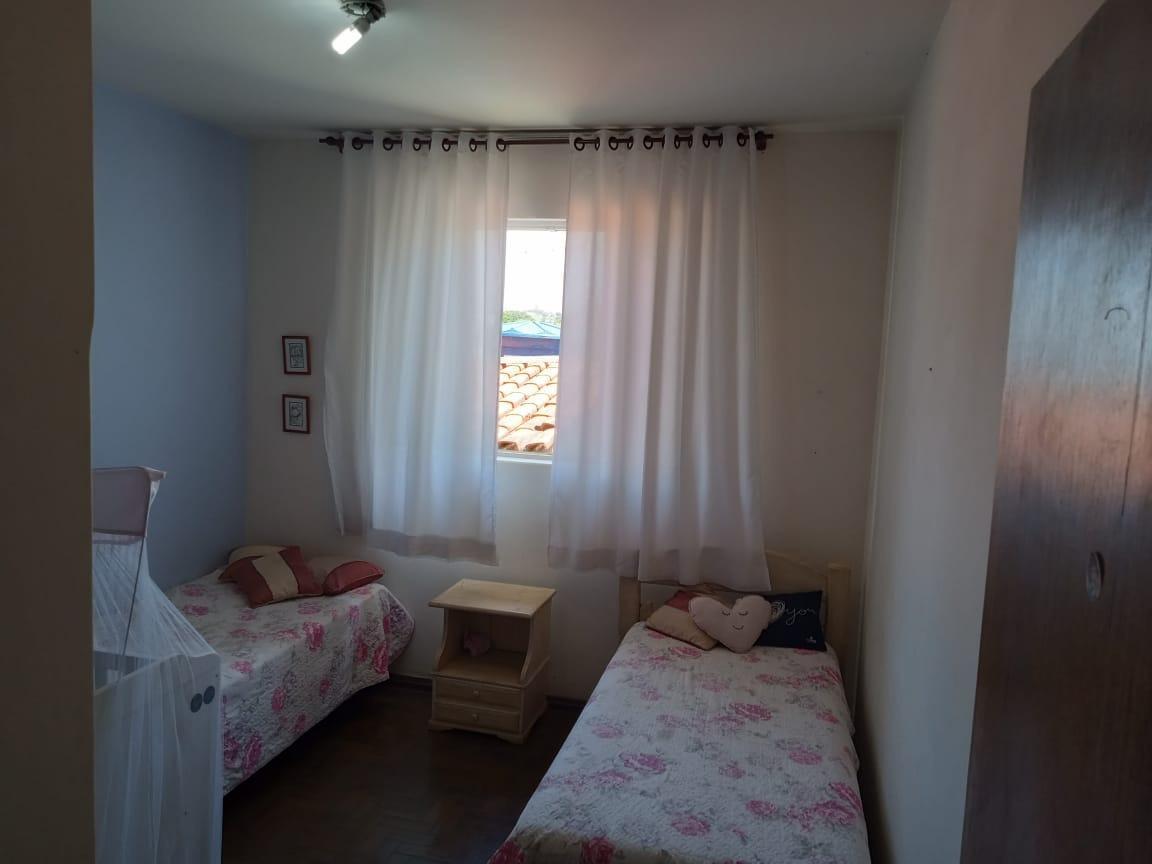 Casa, Cachoeirinha, 3 Quartos, 2 Vagas, 1 Suíte