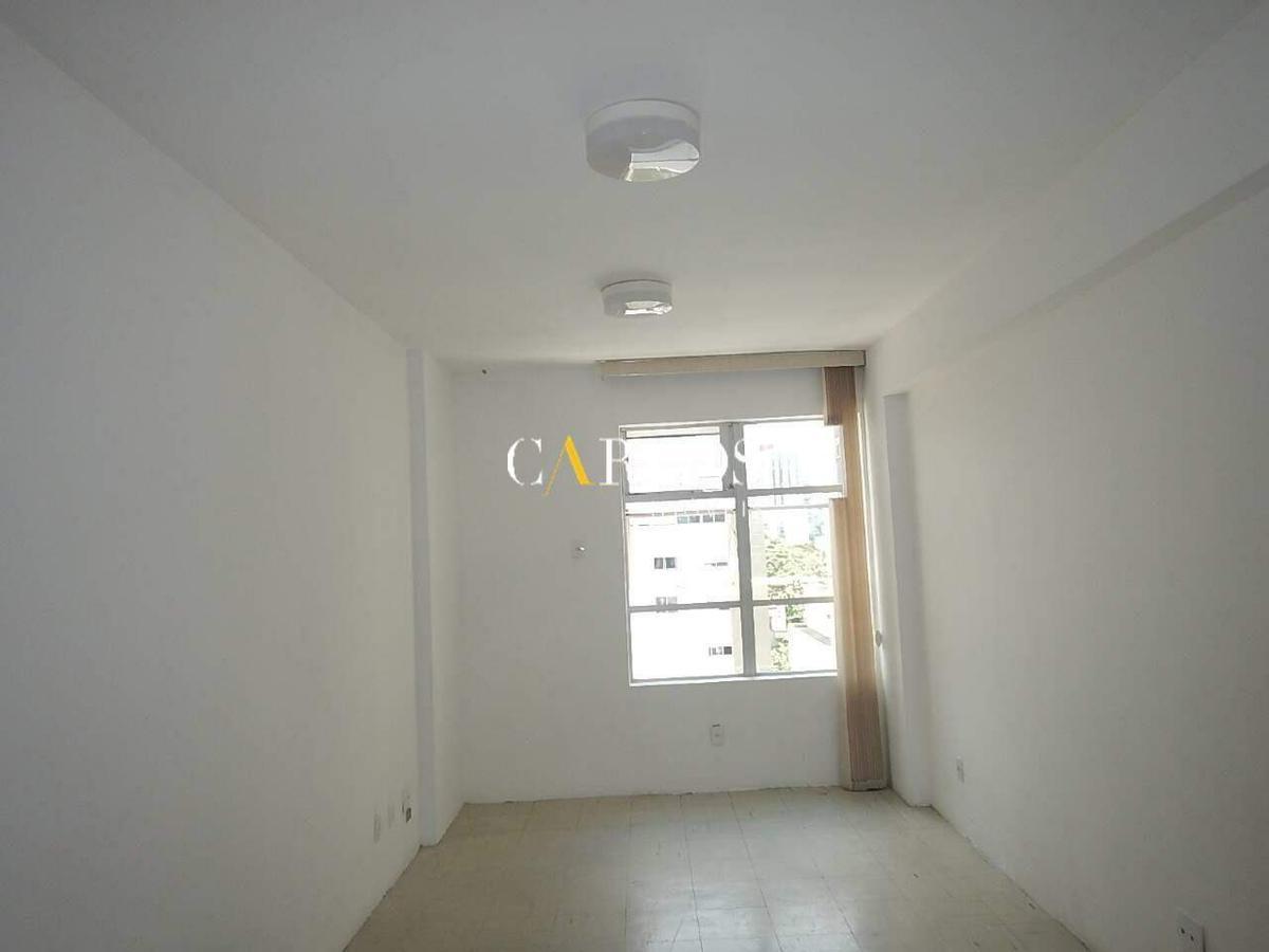 Sala, Barro Preto