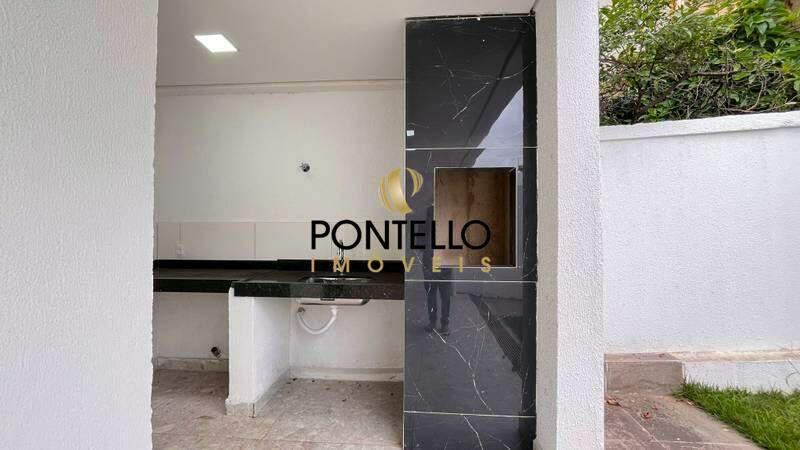 Casa, Santa Branca, 3 Quartos, 2 Vagas, 1 Suíte