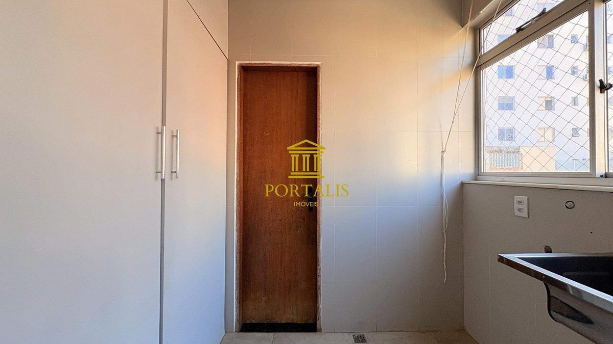 Cobertura, Fernão Dias, 4 Quartos, 2 Vagas, 2 Suítes
