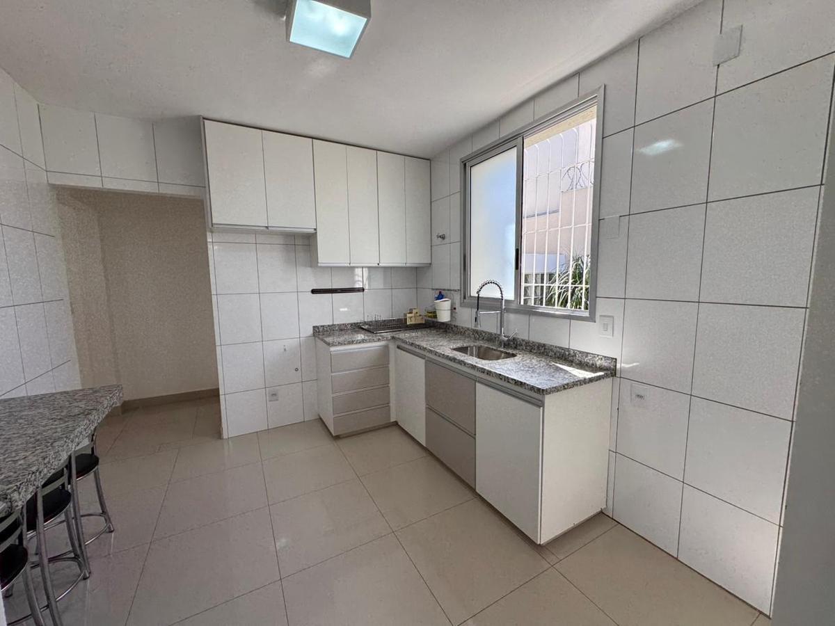 Casa, Renascença, 3 Quartos, 2 Vagas, 1 Suíte