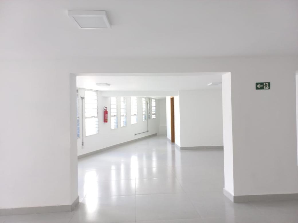 Loja, Funcionários