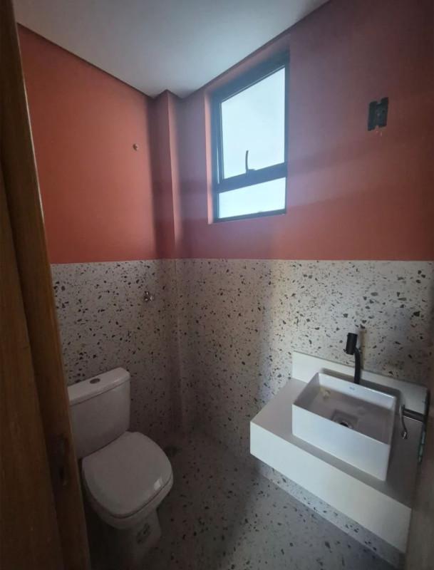 Casa, Cardoso (barreiro), 3 Quartos, 2 Vagas, 1 Suíte