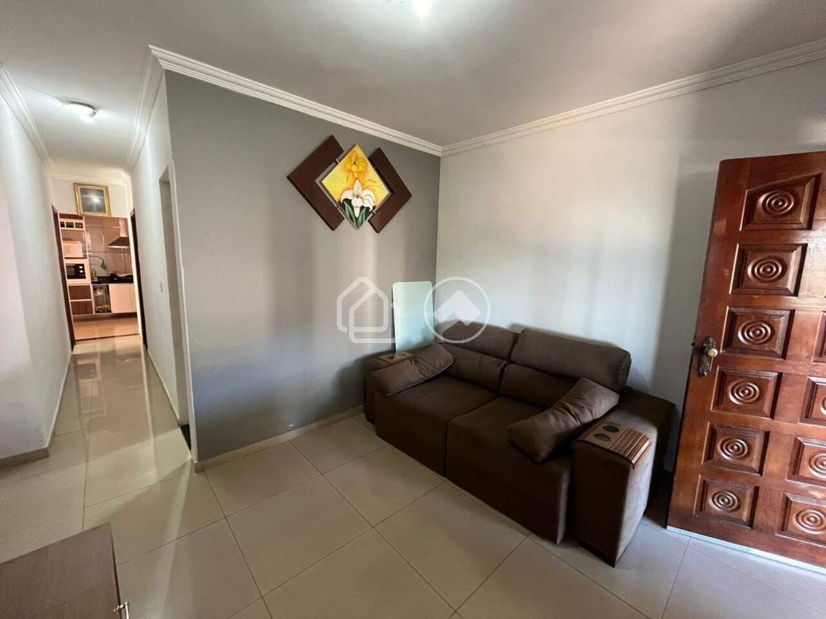 Casa, Estrela do Oriente, 3 Quartos, 2 Vagas, 1 Suíte