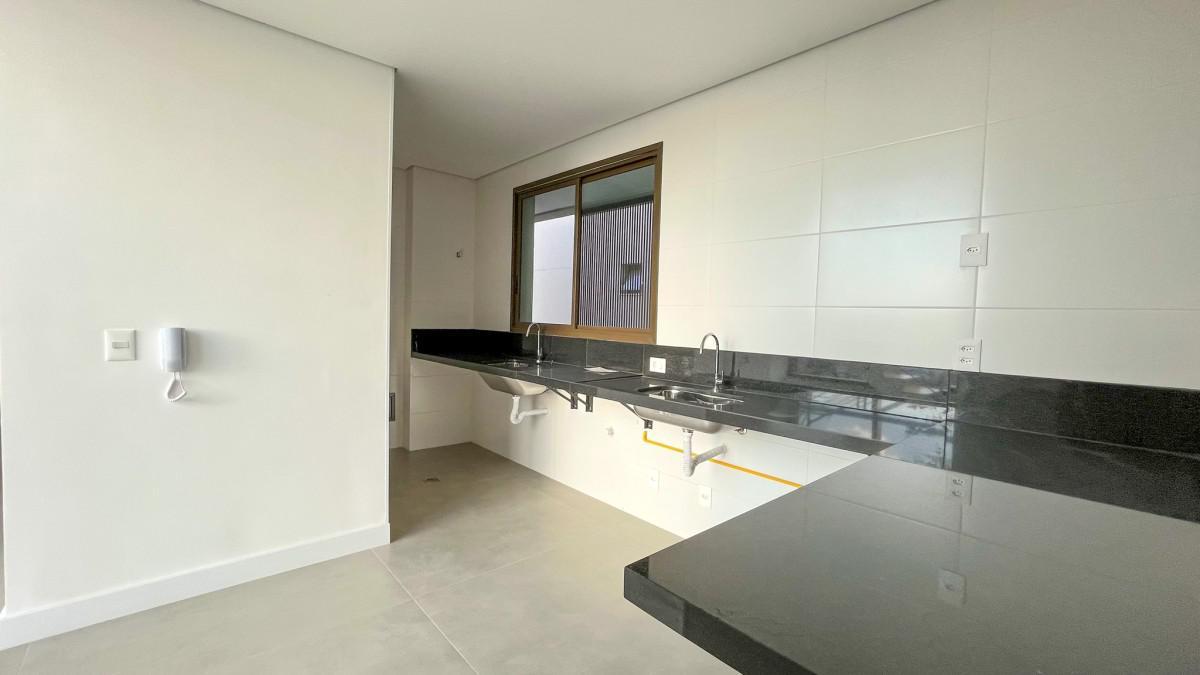 Apartamento, Cruzeiro, 3 Quartos, 3 Vagas, 1 Suíte