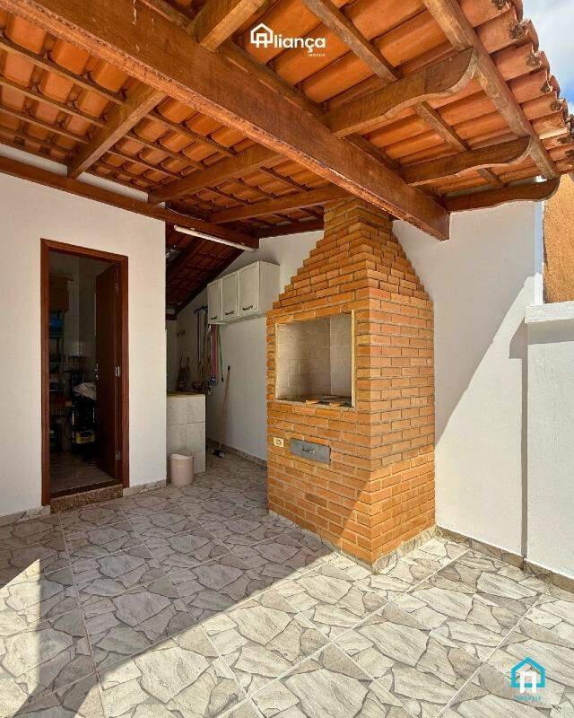 Casa, Centro, 3 Quartos, 1 Vaga, 1 Suíte