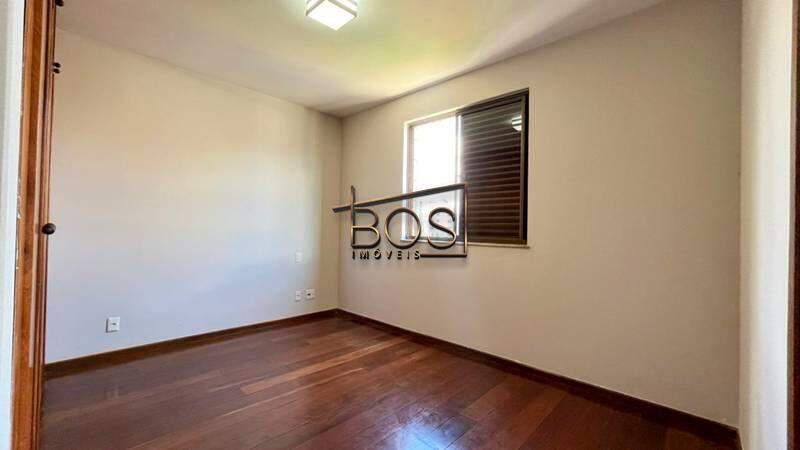 Apartamento, Cruzeiro, 4 Quartos, 2 Vagas, 1 Suíte