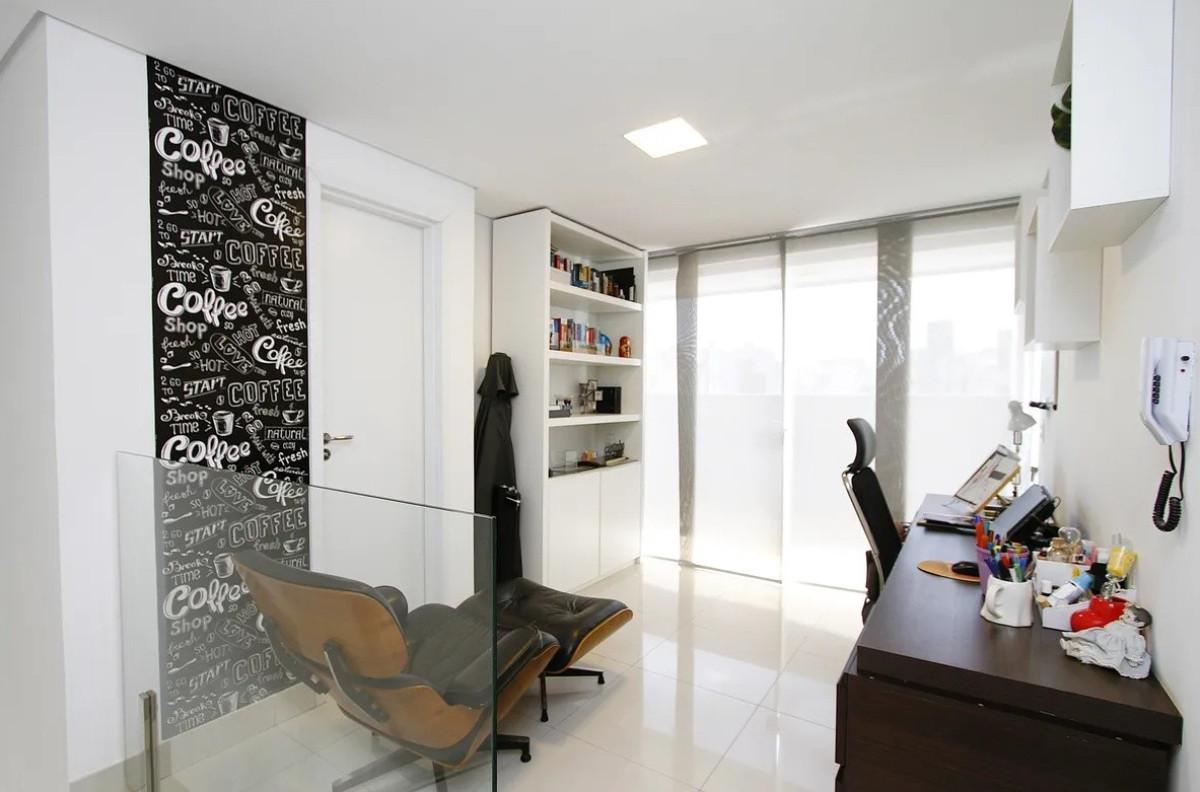 Cobertura, Prado, 2 Quartos, 3 Vagas, 1 Suíte