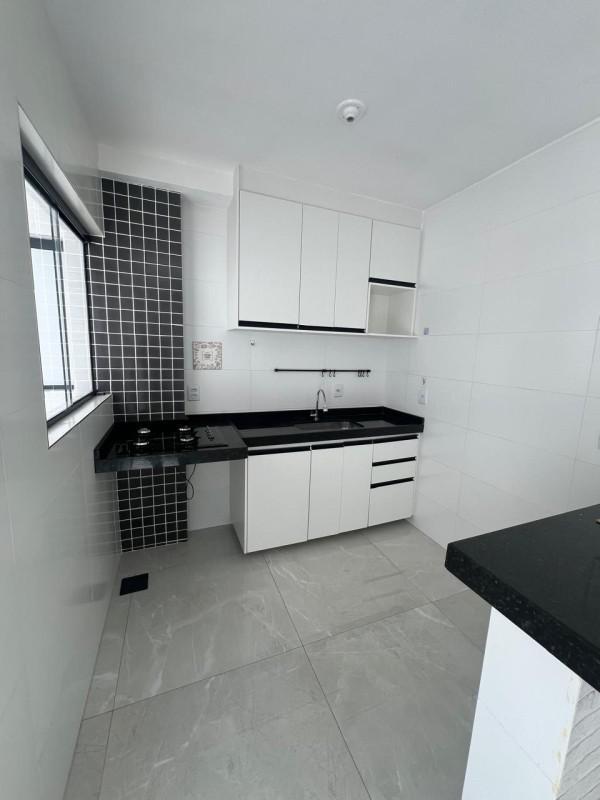 Apartamento, Europa, 2 Quartos, 1 Vaga, 1 Suíte