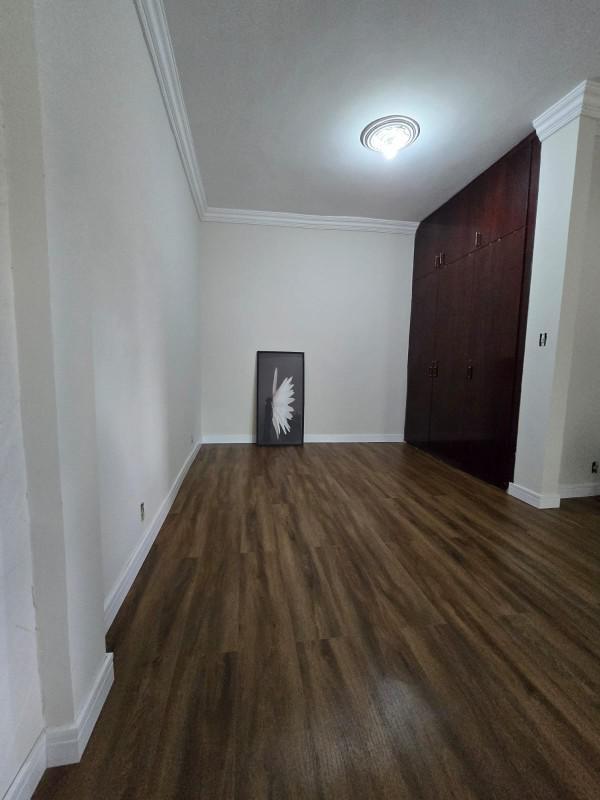 Casa, Novo Glória, 3 Quartos, 3 Vagas, 1 Suíte