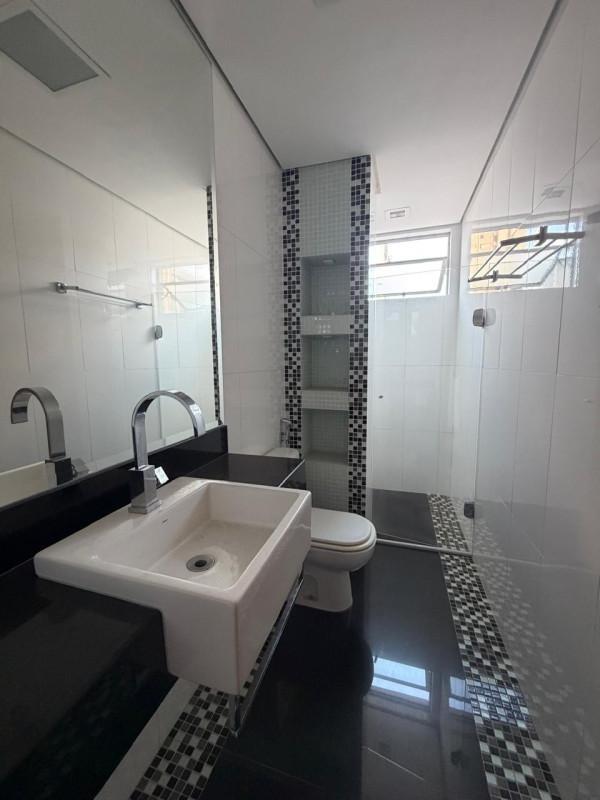 Apartamento, Sagrada Família, 3 Quartos, 2 Vagas, 1 Suíte