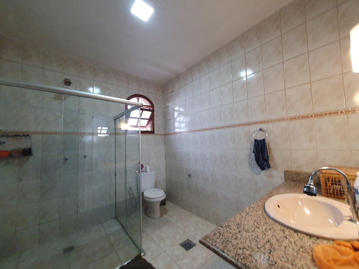 Casa, Nova Suíssa, 4 Quartos, 5 Vagas, 1 Suíte