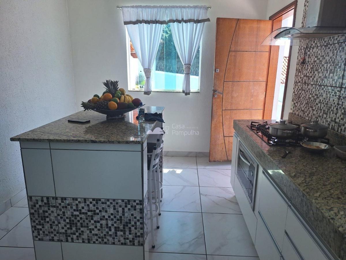 Casa, Santa Mônica, 4 Quartos, 2 Vagas, 2 Suítes