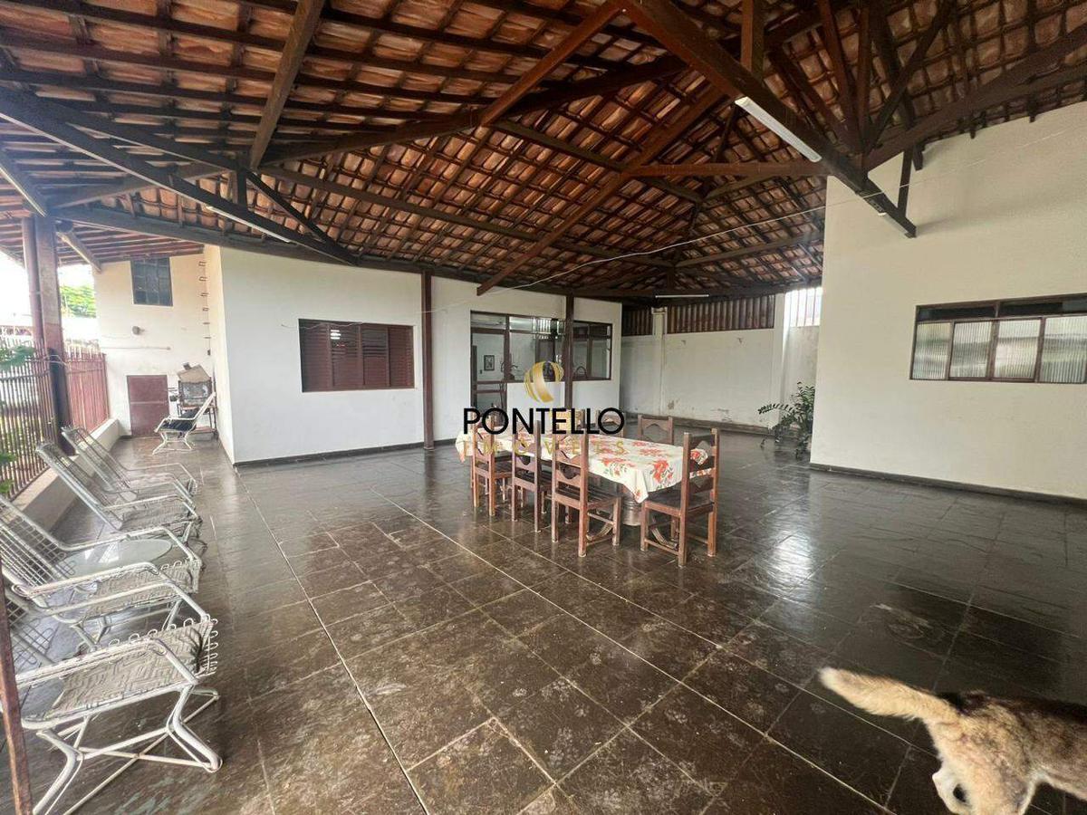 Casa, Jardim Arizona, 6 Quartos, 4 Vagas, 1 Suíte