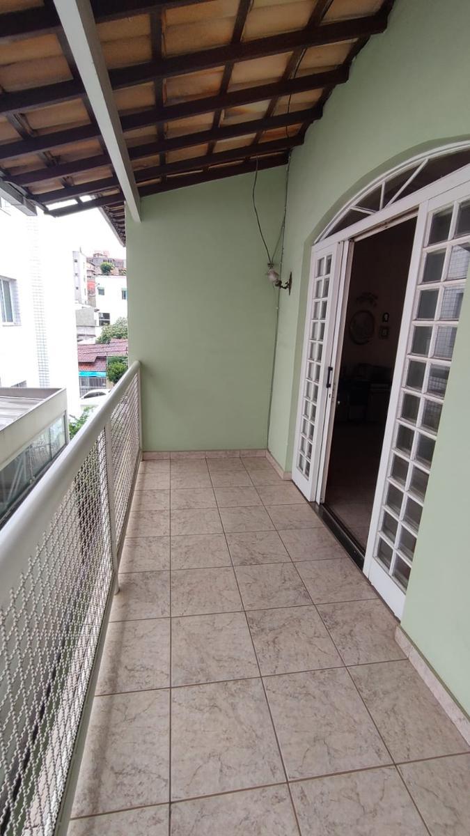Casa, Serrano, 3 Quartos, 8 Vagas, 1 Suíte